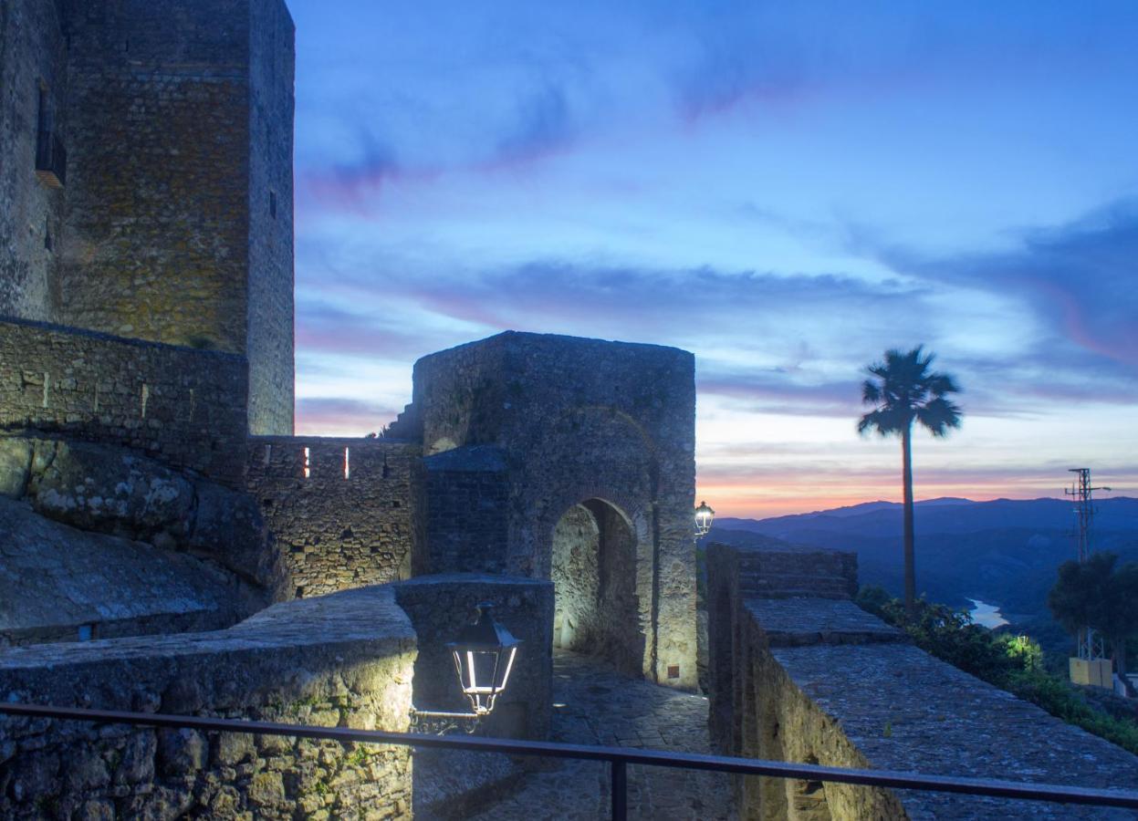 Casa En Fortaleza Medieval 卡斯特拉·德·拉·弗伦 外观 照片